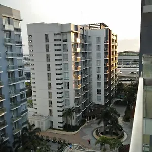 https://one-palm-tree-manila.angeleshotels.net